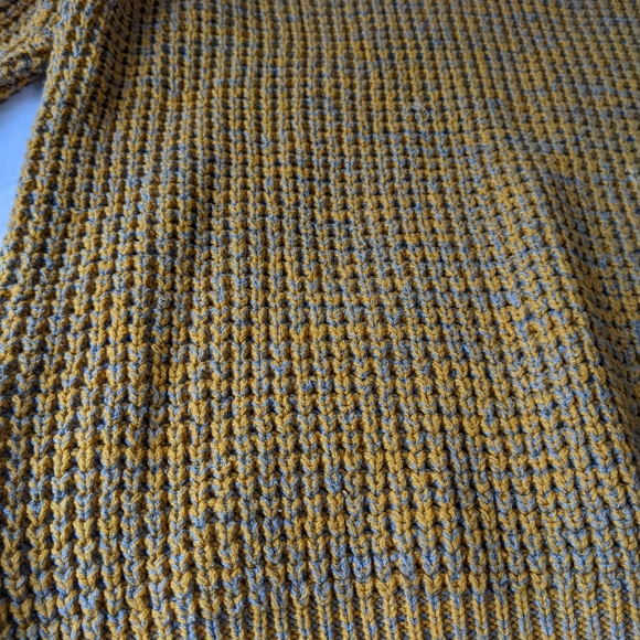 BDG Urban Outfitters Mustard yellow Knit Sweater Loose Fit - Picture 5 of 10